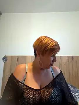 Evalibertinesexy from StripChat is Freechat