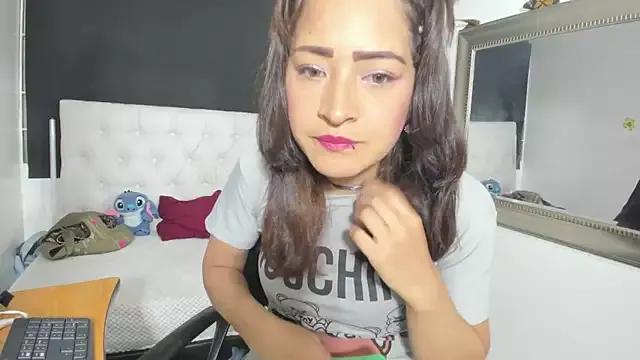 evelynesex from StripChat is Freechat