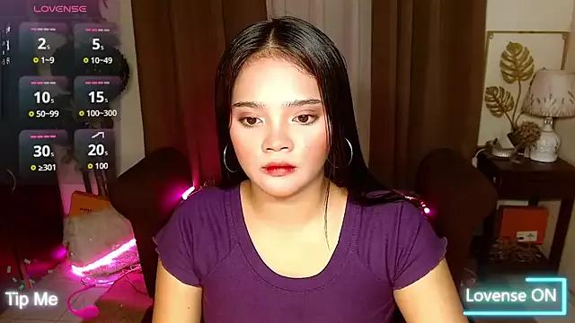 Exotic_WildNicole from StripChat is Freechat