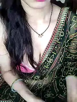 Fair-magic-woman from StripChat is Freechat