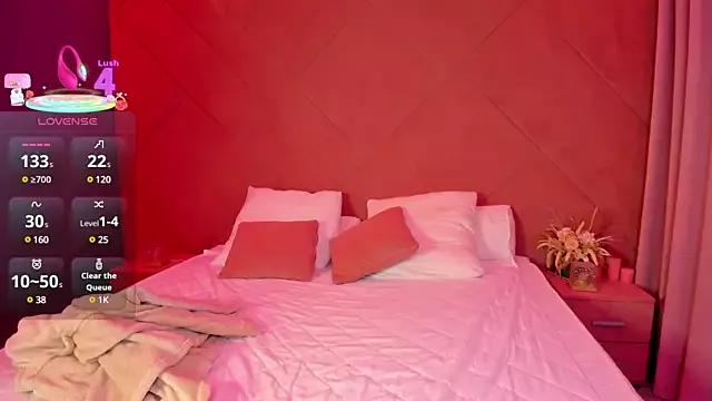 Check out our webcam shows gallery and message on a personal level with our sweet squirt cams hosts, showing off their natural physiques and sex toys.