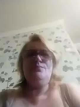 Forest-Lady from StripChat is Freechat