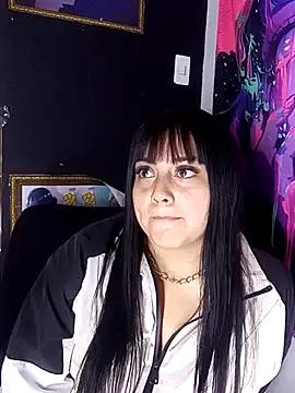 FoxyLux_ from StripChat is Freechat