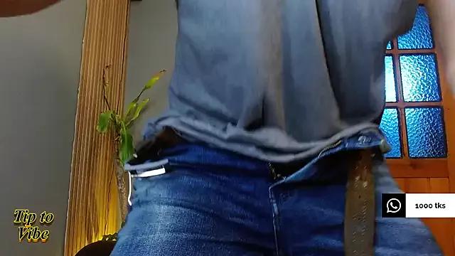 Franck_White from StripChat is Freechat
