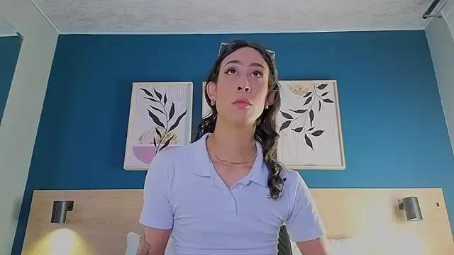 Check out our webcam shows gallery and message on a personal level with our sweet squirt cams hosts, showing off their natural physiques and sex toys.