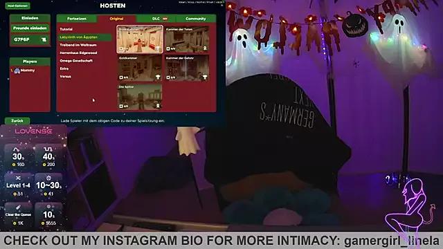 Check out our webcam shows gallery and message on a personal level with our sweet squirt cams hosts, showing off their natural physiques and sex toys.