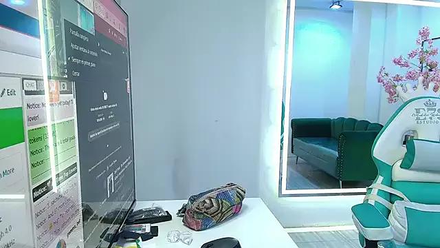 Check out our webcam shows gallery and message on a personal level with our sweet squirt cams hosts, showing off their natural physiques and sex toys.