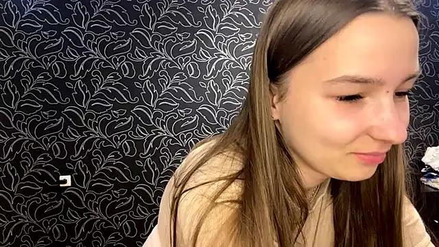 GemmaGunter from StripChat is Freechat