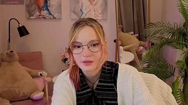 Ginger_Emma from StripChat is Freechat