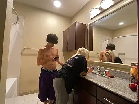 Check out our webcam shows gallery and message on a personal level with our sweet squirt cams hosts, showing off their natural physiques and sex toys.