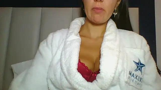 Check out our webcam shows gallery and message on a personal level with our sweet squirt cams hosts, showing off their natural physiques and sex toys.