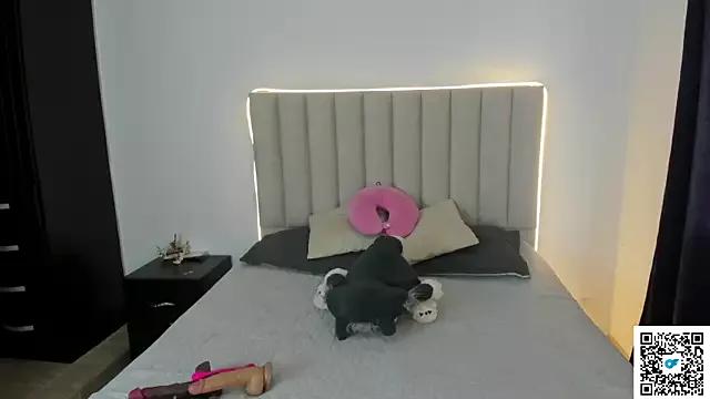 goddess_saori_ from StripChat is Freechat