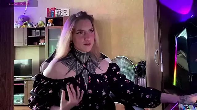goddess_vasi from StripChat is Freechat