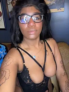 GoddessDestine from StripChat