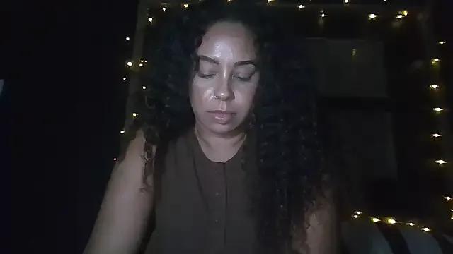 GoddessLunaNoir from StripChat is Freechat