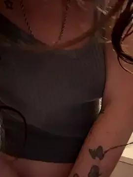 goddessmissmia from StripChat is Freechat
