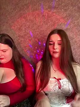 GoldAlisa from StripChat is Freechat