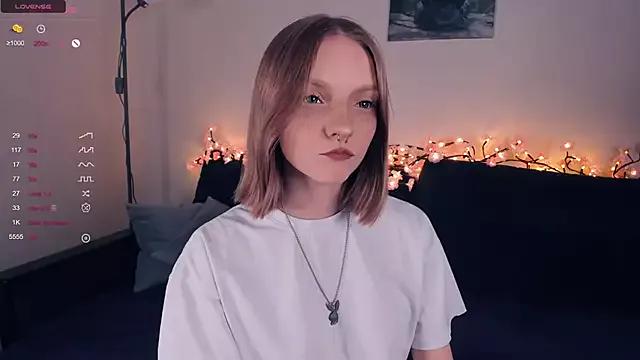 Golden_dawn from StripChat is Freechat