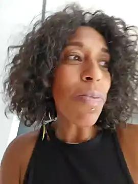 Goldenlace from StripChat is Freechat