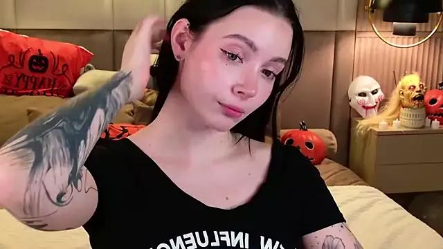 Goldy_Stark from StripChat is Freechat