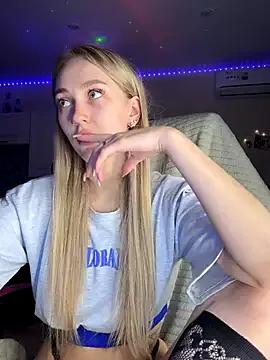 Good__Girl_ from StripChat is Freechat