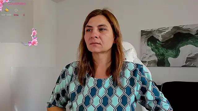 GraceGree from StripChat is Freechat
