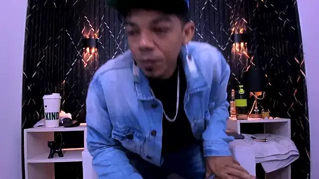 Gregory_Sforza from StripChat is Freechat