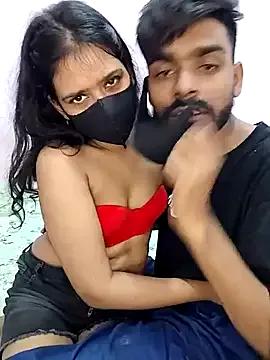 Haavsi_couple from StripChat is Freechat