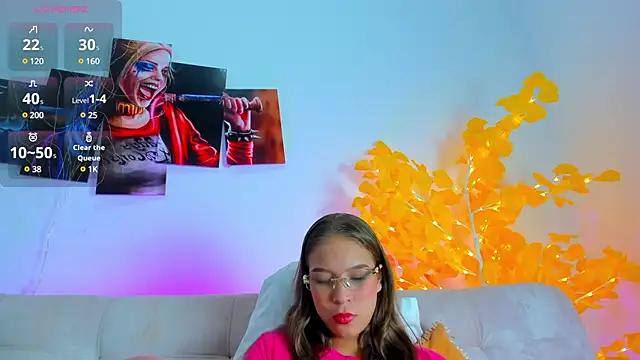 Check out our webcam shows gallery and message on a personal level with our sweet squirt cams hosts, showing off their natural physiques and sex toys.
