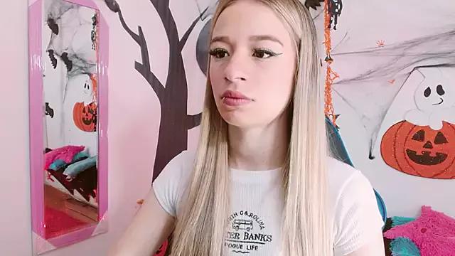 hannah_026 from StripChat is Freechat