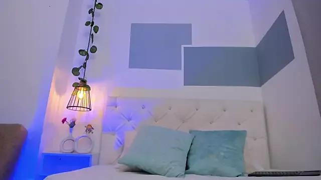 Check out our webcam shows gallery and message on a personal level with our sweet squirt cams hosts, showing off their natural physiques and sex toys.