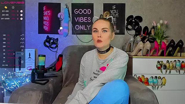 Check out our webcam shows gallery and message on a personal level with our sweet squirt cams hosts, showing off their natural physiques and sex toys.
