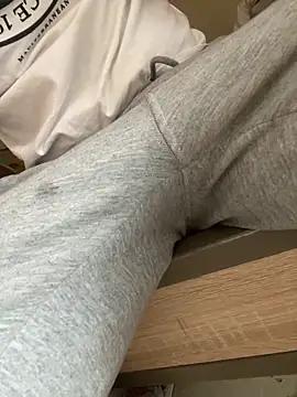 hardsikicix from StripChat is Freechat