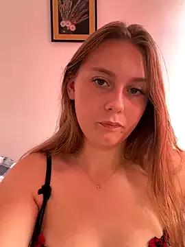 Photos of HeiligeJulia from StripChat is Freechat