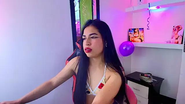 helena_weller from StripChat is Freechat