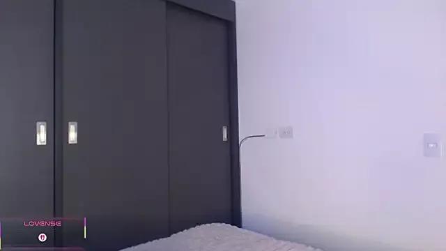 Hell_luna from StripChat is Freechat