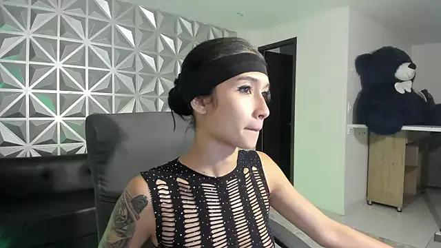 hellen_tease from StripChat is Freechat