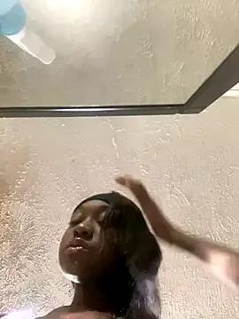 HennessyBaby21 from StripChat is Freechat