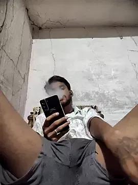 Herecallboyyash from StripChat is Freechat