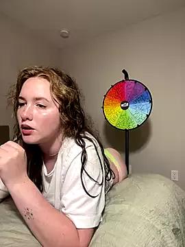 Photos of heyitslauren from StripChat is Freechat