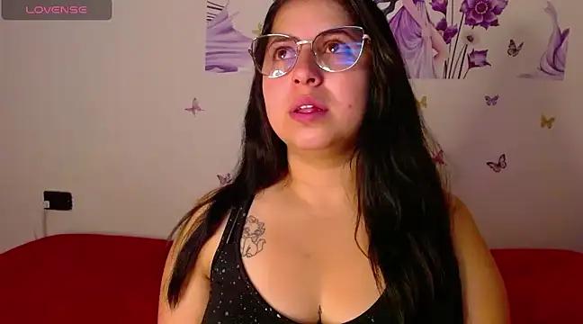 honey_buns_1 from StripChat is Freechat
