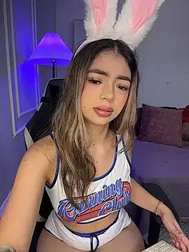 HoneyMollyX from StripChat is Freechat