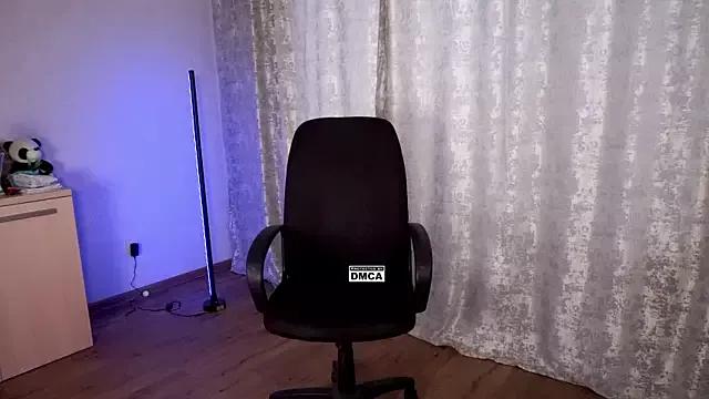 Hoot_owl_cb from StripChat is Freechat