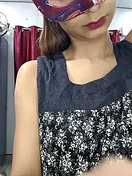 HORNYDIVYABABY from StripChat is Freechat