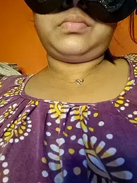 Hornyparii from StripChat is Freechat