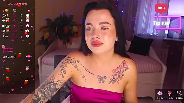 Hot_Carol_ from StripChat is Freechat