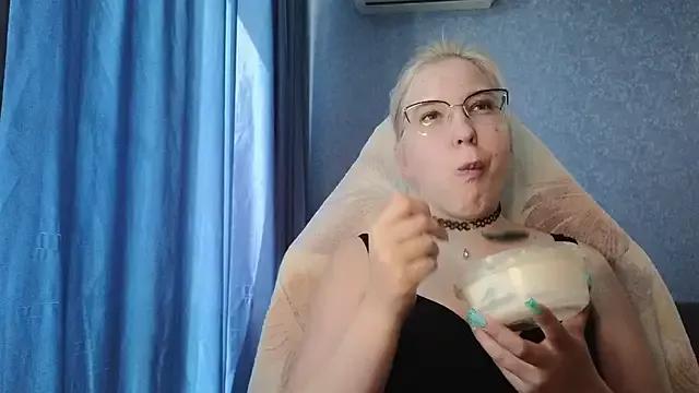 Check out our webcam shows gallery and message on a personal level with our sweet squirt cams hosts, showing off their natural physiques and sex toys.