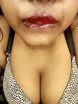 Hotlisa from StripChat is Freechat