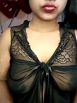 Hotlisa from StripChat is Freechat
