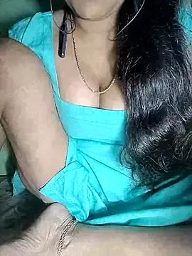 Hotty-Monaa from StripChat is Freechat